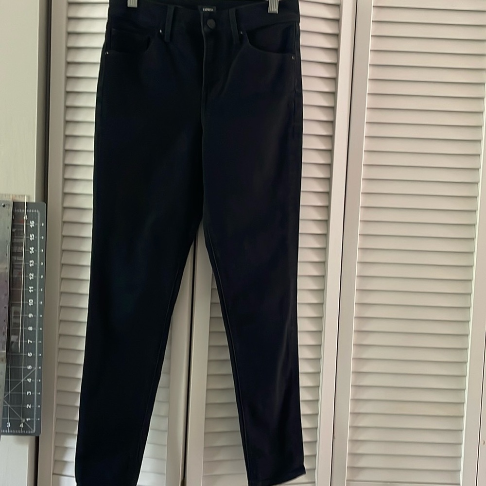 Express ladies black skinny mid rise jean